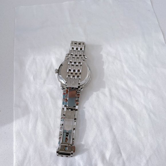 UPDATED PICTURES :) 99% NEW OMEGA DE VILLE LADIES WATCH - Picture 4 of 9